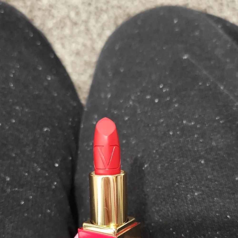 Valentino Minirrosso Satin Lipstick - Bold Red